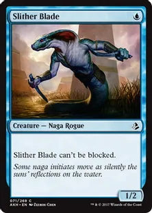 《這い寄る刃/Slither Blade》[AKH] 青C